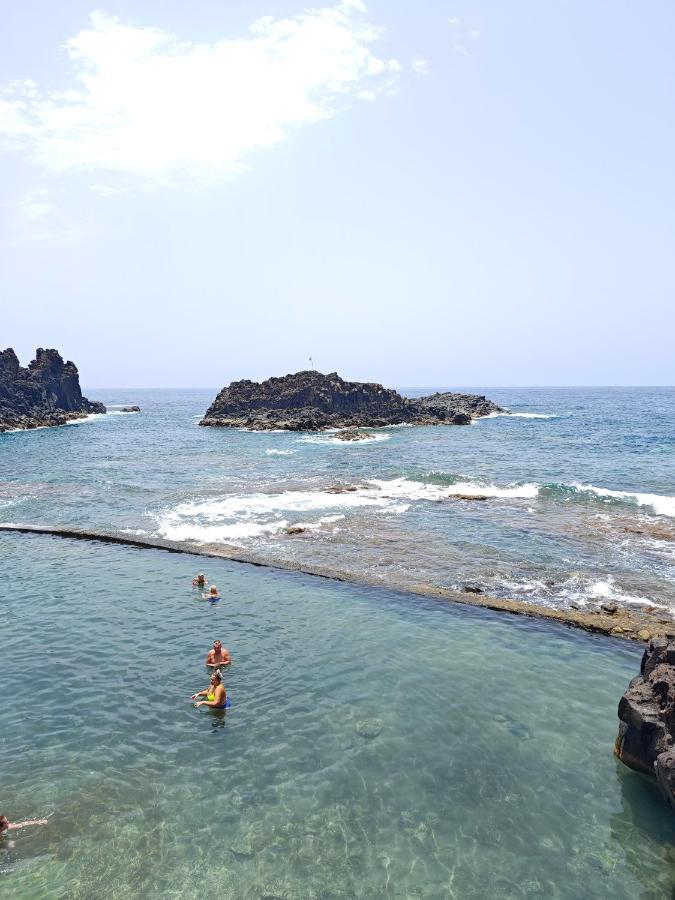 Cozy Apartment In Front Of The Natural Pools El Pris Esterno foto