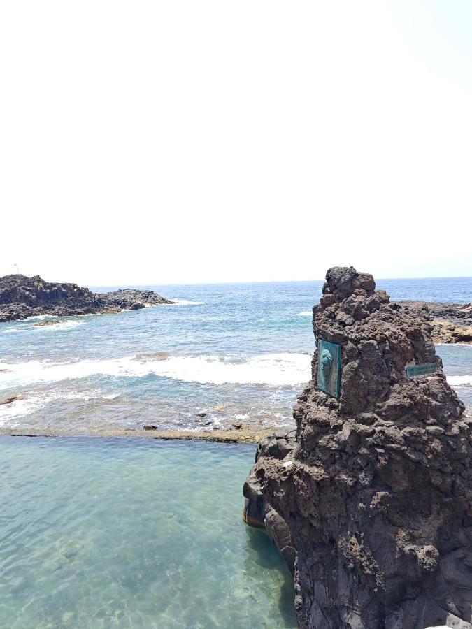 Cozy Apartment In Front Of The Natural Pools El Pris Esterno foto