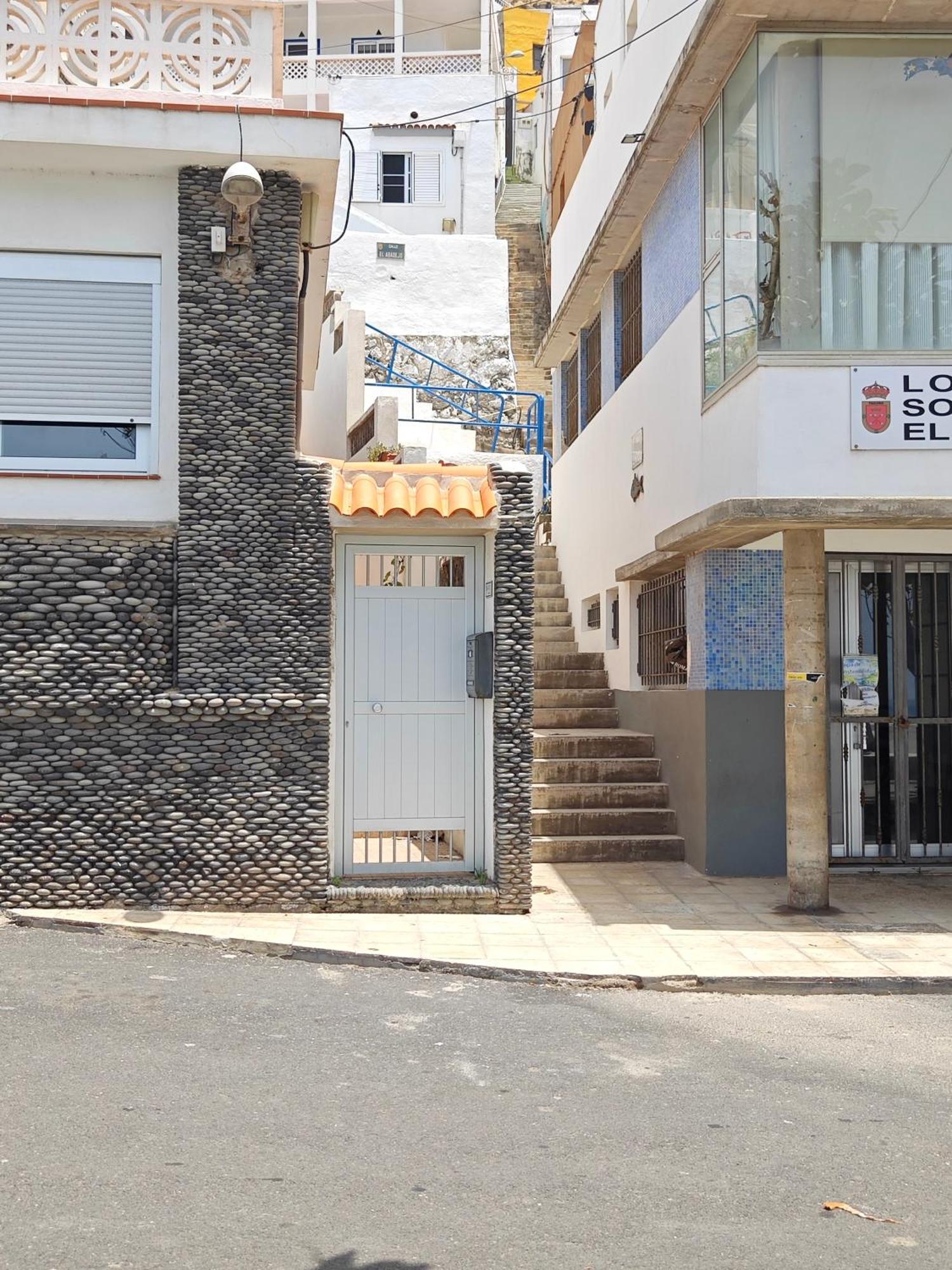 Cozy Apartment In Front Of The Natural Pools El Pris Esterno foto